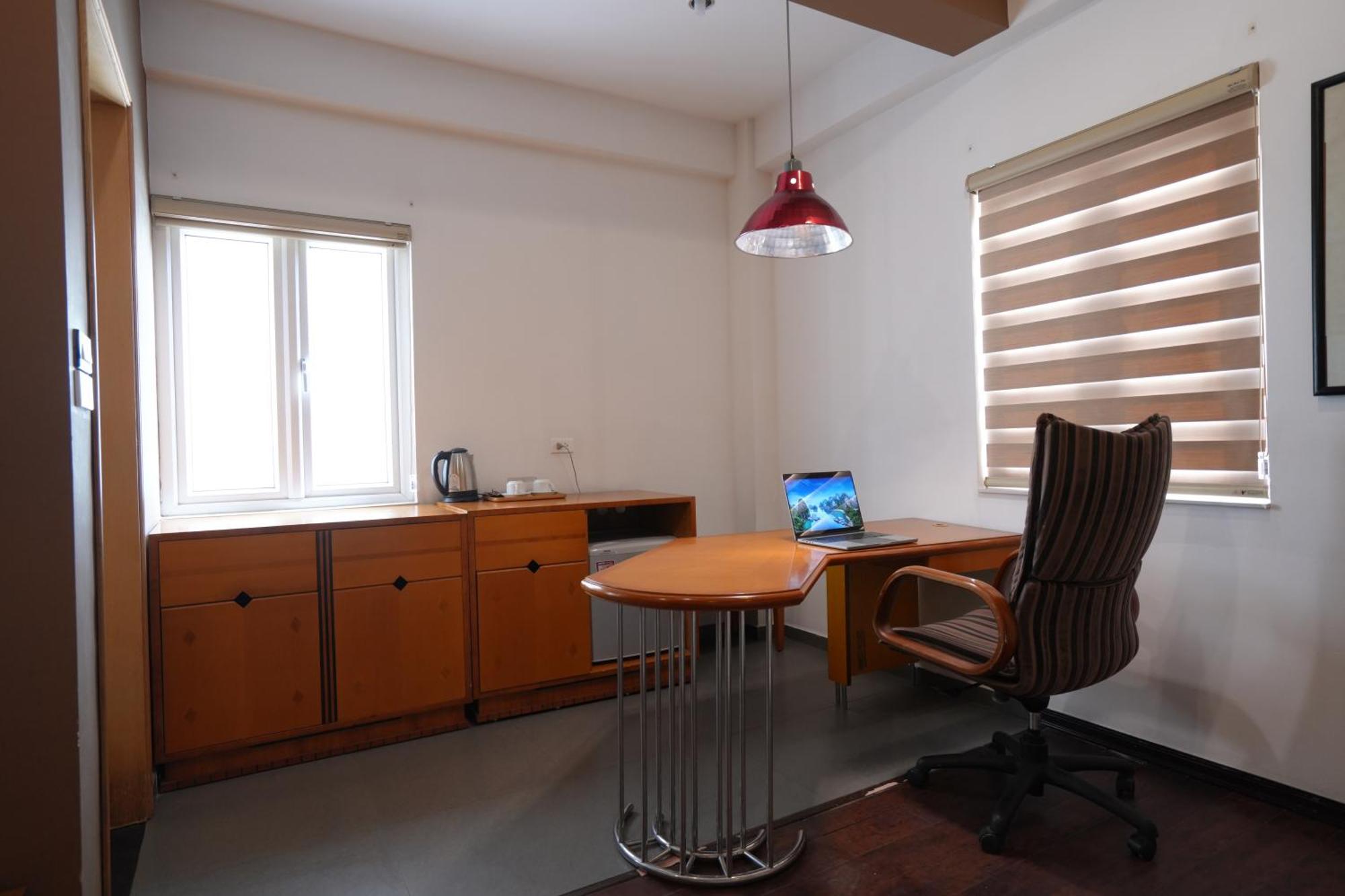 Golden Sunshine Villa Hotel And Travel 하노이 외부 사진